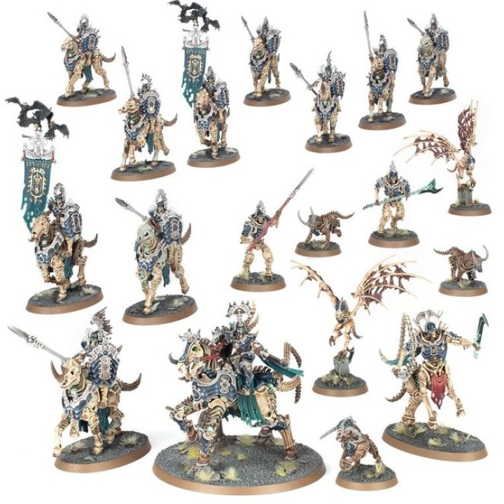 Fer de Lance: Collecteurs Ossiarques – Avant-garde Kavalos | Jeux et Trolleries | Spécialiste des jeux de société, jeux de carte